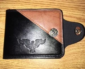 Men's New PU Closing Bi-Fold Credit Card Photo I.D Holder Window Slots: 9+ - Picture 1 of 5