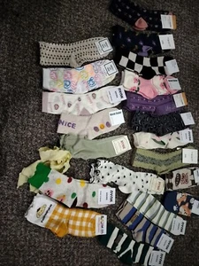 Women's Socks -$6 For 2 pairs - Picture 1 of 6