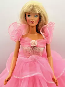 Barbie 1995 Special Edition (Dutch) Blokker European Dress on Replacement Barbie - Picture 1 of 8