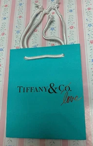 TIFFANY & Co. Bolsa de Regalo de Compras de Papel Azul 5" x 6" x 3 NUEVA AMOR Genuina - Imagen 1 de 2