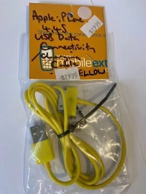 30 Pin Male Connector to USB Data Cable in Yellow for iPad 2/3 & iPhone 4,4S,3GS - Image 1 of 2