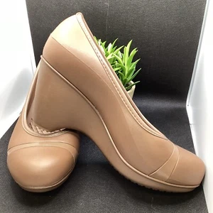 CROCS Lena Women's Shoe size 8  wedge taupe pumps 3 incheels rubber Y2K Classic  - Picture 1 of 8