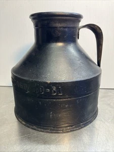 Antique 8.5" 1 Gallon Embossed Capitol Dairy Co. Chicago Embossed Galvanized Can - Picture 1 of 7