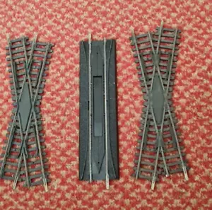 Hornby Diamond Crossing x 2 & R620 Uncoupler Track - Picture 1 of 2