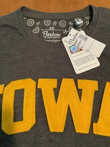 Iowa Hawkeyes Shirt Women’s Size 2X Felt Spellout Lettering Pressbox New LS - Picture 1 of 4