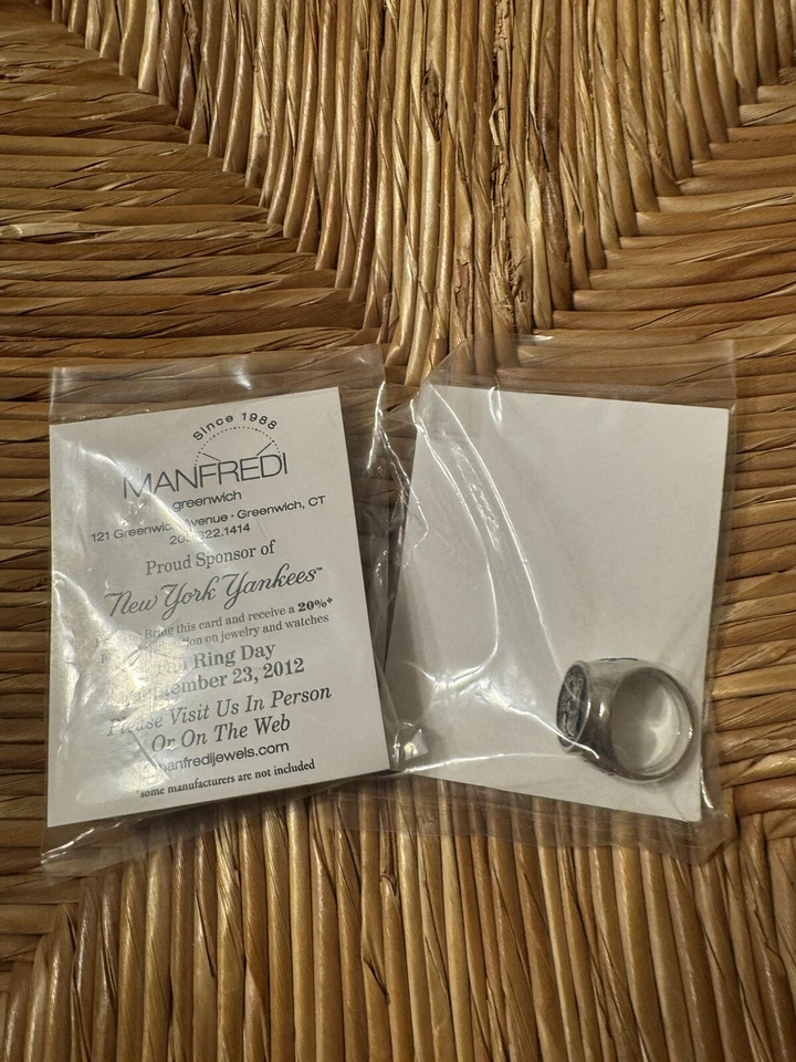 💙🤍 Anillo réplica SGA 2012 Yankees de Nueva York 23-12 Mariano Rivera 602 ahorra Foto 1 de 1