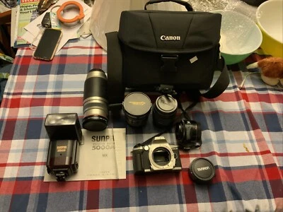 Minolta Maxxum 5 Camera With Lens Flash And Bag - Image 1 of 4