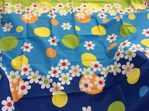 Vintage Retro NEW Sheet Fabric Colourful Daisy Flowers 260cm X 210cm - Picture 1 of 3