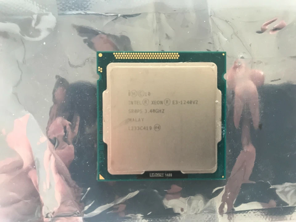 INTEL XEON E3 1240 V2 3.80 GHz QUAD CORE CPU PROCESSOR LGA 1155 0 - Image 1 of 1