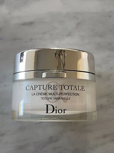 Dior Capture Totale La Creme Multi-Perfección Textura Universal tamaño 2 oz. - Imagen 1 de 1