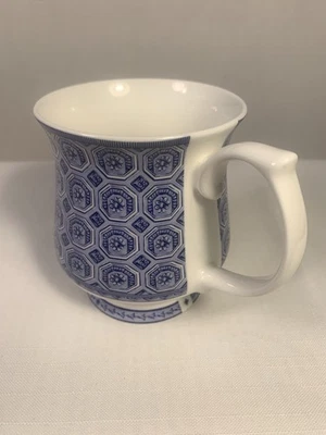 Queen’s Fine Bone China Footed Blue Story Stucco Cup English Mug - Image 1 of 4