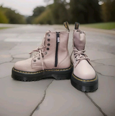 NUEVO Dr. Martens Jadon III Cuero Plataforma Cremallera Lateral Taupe con Talla 7us Precio de venta sugerido por el fabricante 220 US $ Foto 1 de 4