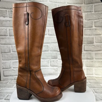 Botas hasta la rodilla punk vintage de cuero marrón con plataforma gruesa de los años 70 talla 5,5 Foto 1 de 4