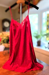 Lencería Delicada de Terciopelo Rojo Oscuro Chemise Slip Encaje Mujer M Elastizada - Imagen 1 de 7