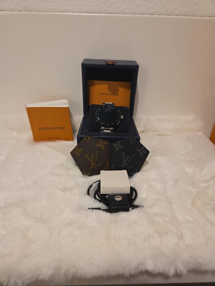 Reloj inteligente conectado LOUIS VUITTON Tambour Horizon. Foto 1 de 4