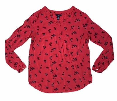 Preowned- Gap Long Sleeve Butterfly Print V-Neck Pullover Blouse Womens (XS) - Image 1 of 4