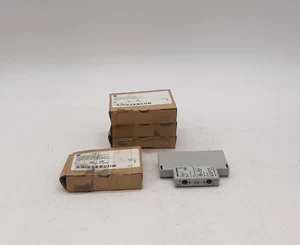 Allen-Bradley 100-SB10 Auxiliary Contact Block - Lot of 4 - Picture 1 of 4