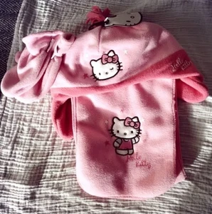 Hello Kitty 3 Piece Winter Set - Picture 1 of 1