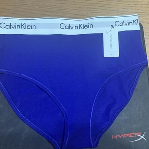 Bikini Calvin Klein DONNA (PICCOLO) CAROSELLO NUOVO CON ETICHETTE QF6280-501 BLU - Foto 1 di 5