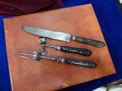 couvert de service Napoléon III,3 pièces,corne incrustations de nacre,marque T.D - Photo 1/4