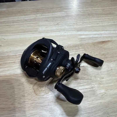 Lews Classic Pro Speed Spool CP1SH Baitcast Reel 7.5:1 GR 5 Bearings, RH - Image 1 of 4