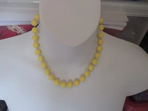 RETRO YELLOW NECKLACE - Picture 1 of 2