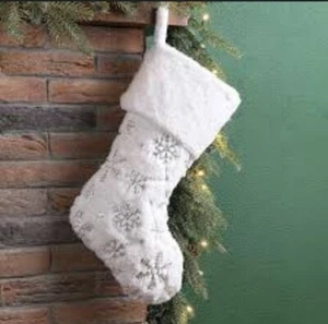 Glitzhome Plüschtier mit Schneeflocke Weihnachtsstrumpf 🙂 🙂 - Bild 1 von 5