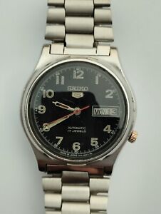 Vintage SEIKO 5 Automatic 7009-3171 Black Dial Day-Date Men's Japan Wristwatch