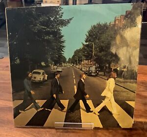 Abbey Road - The Beatles: 1969: UK: Dark Green Apple label: YEX 749 2/YEX 750 1 
