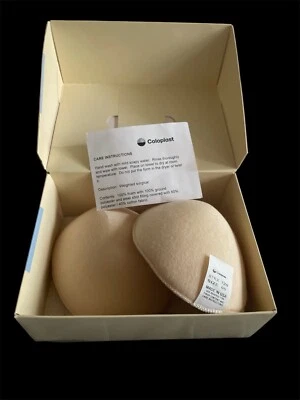 Amoena Leisureform forma de peito levemente ponderada 128 tamanho 05 marfim/luz 2 formas - Imagem 1 de 4