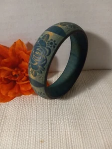 Vintage boho Gypsy style Wooden Bracelet works with  all  styles - Picture 1 of 4