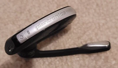 Plantronics Voyager PRO, Single Hook Headset. Needs new Battery - Image 1 of 4