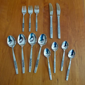 AMEFA • ROYAL DAMAST • 4 Suppenlöffel, 2 Messer, 4 Teelöffel, 3 Salatgabeln - Bild 1 von 3