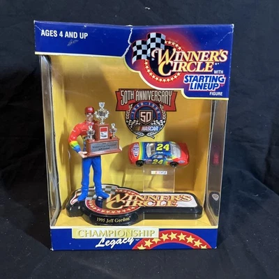 1998 Winner's Circle STARTING LINEUP Jeff Gordon #24 Diecast 1:64 Scale - Image 1 of 4