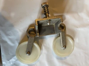 POLEA DE DIRECCIÓN DE CUERDA DE TILLER DE BARCO MARINO Níquel LATÓN SÓLIDO Johnson Evinrude NUEVO DE LOTE ANTIGUO - Imagen 1 de 5