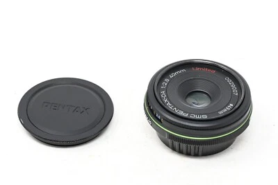 SMC Pentax DA 40mm f/2.8 Limited Pancake AF Lens (#B28) - Image 1 of 4