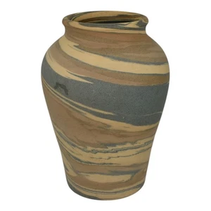 Niloak Mission Swirl 1910-24 Vintage Hand Made Art Pottery Tan Blue 8" Vase - Picture 1 of 6