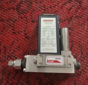 SIERRA INSTRUMENTS MODEL 840-M-1-V1 RANGE 0-30 UNITS SLPM - Picture 1 of 3