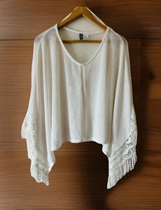 H&M Women's Oversized Open work Poncho With Fringe Size M - Picture 1 of 7
