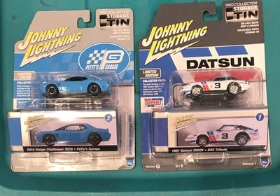 Set Of 2 Johnny Lighting Pro collector Storage Tin Challengers  Datsun.  ( T 8 ) - Image 1 of 2