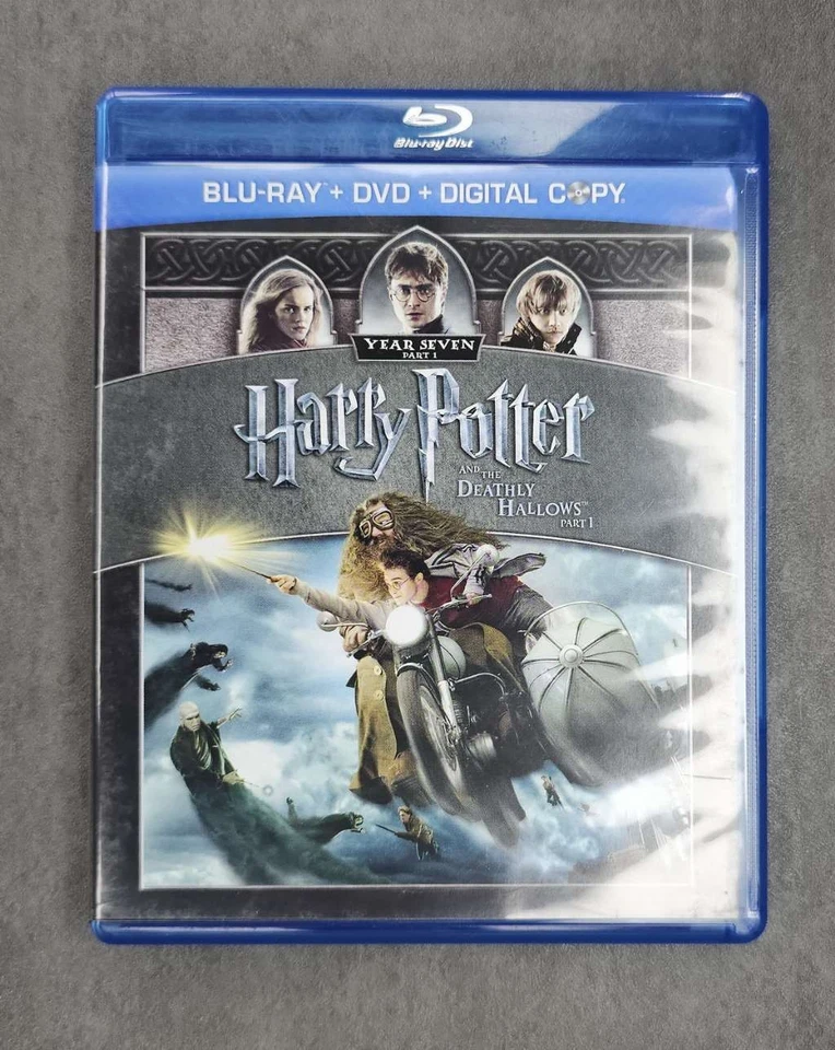 Harry Potter and the Deathly Hallows Part 1 LIMITED EDITION Blu-ray / DVD / Digi - Image 1 of 1