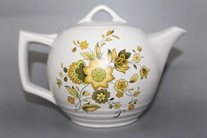 Tetera vintage McCoy con tapa #140 diseño floral - Imagen 1 de 8