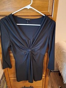 New Daisy Fuentes Black Plunge Vneck Top Size Small 2010s Knit Empire Waist 3/4 - Picture 1 of 4