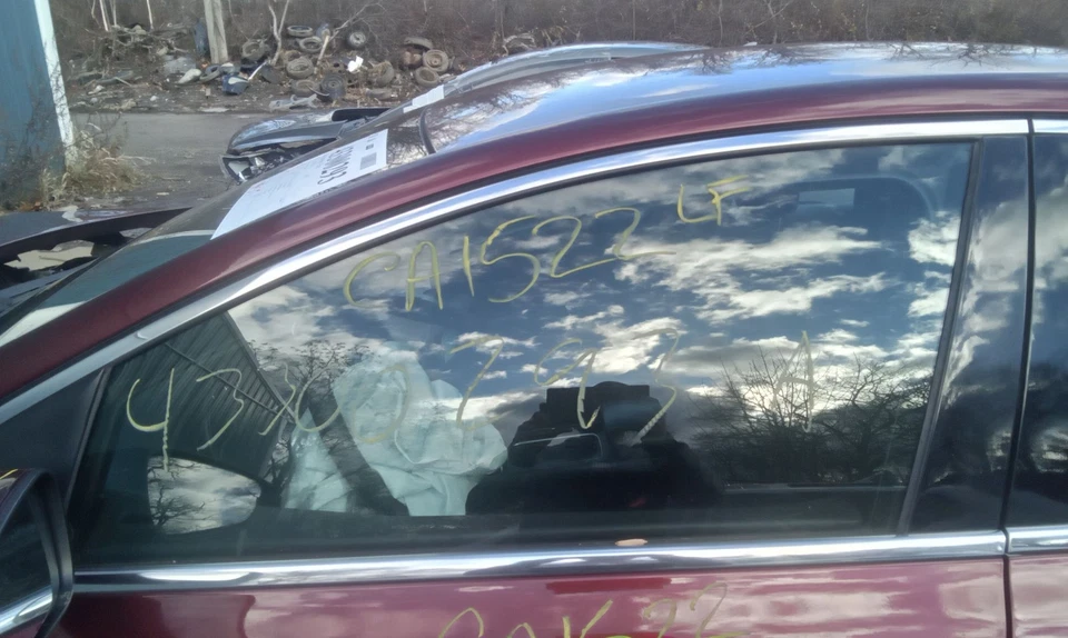 Front Door Glass/window CHRYSLER 200 Left 15 16 17 - Image 1 of 1