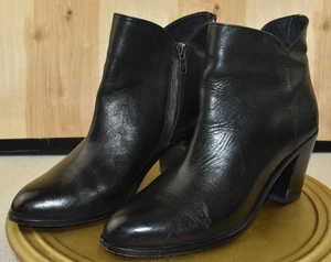 Frye Women's Boots Size 8.5 Black Ankle Booties Zip Heeled Soft Leather -Flaws- - Picture 1 of 13
