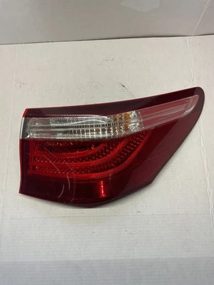 2007 2008 2009 Lexus LS460 Right Passenger Rh Side Tail Light OEM - Image 1 of 3