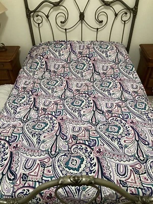 SÁBANA PLANA PARA ADOLESCENTES GRANERO DE CERÁMICA PB, PÚRPURA VERDE AZULADO PAISLEY ARABESCO, TAMAÑO COMPLETO Foto 1 de 4