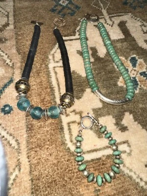 Two Beaded Necklaces And One Matching Bracelet - Image 1 of 4