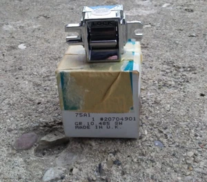 Vintage Front Door Lock Switch Genuine GM part #20704901 - Foto 1 di 7