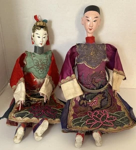 Par de muñecas antiguas de ópera china bordadas ropa de seda - Imagen 1 de 10